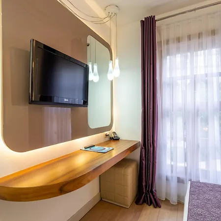 Puding Marina Hotel